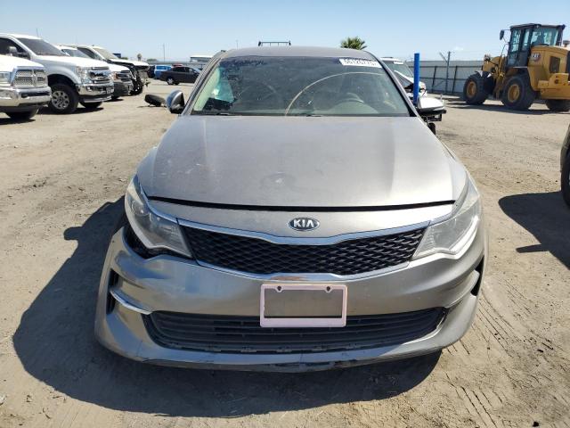 5XXGT4L30JG268288 - 2018 KIA OPTIMA LX Сұр фото 5