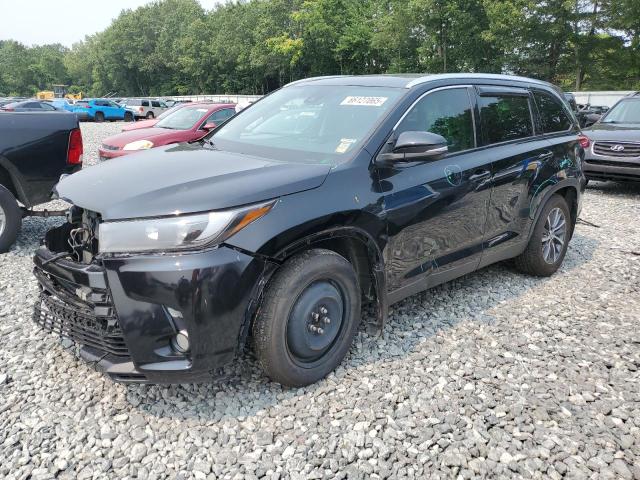 2019 TOYOTA HIGHLANDER SE, 