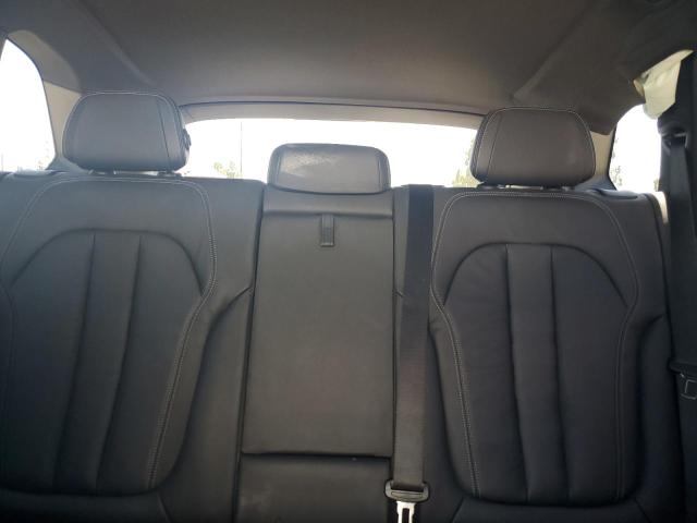 5UXCR6C59KLL27087 - 2019 BMW X5 XDRIVE40I WHITE photo 10