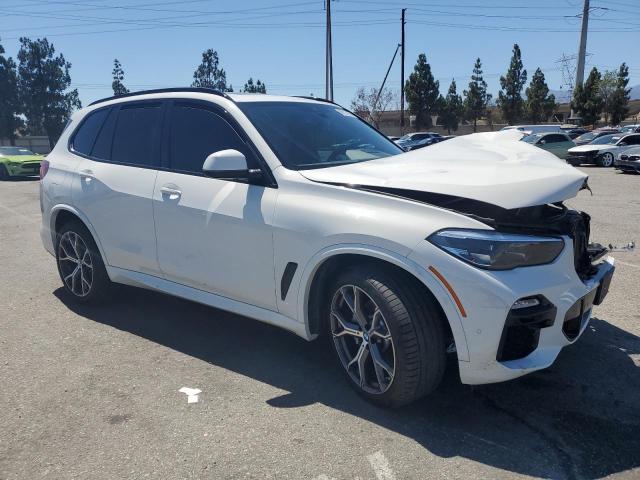 5UXCR6C59KLL27087 - 2019 BMW X5 XDRIVE40I WHITE photo 4