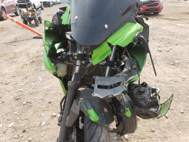 JKAEXEE14CDA05308 - 2012 KAWASAKI EX650 EC GREEN photo 9