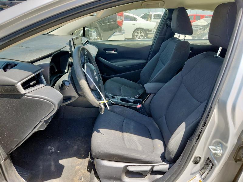 JTDEPRAE7LJ086681 - 2020 TOYOTA COROLLA LE 银色 照片 7