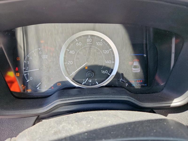 JTDEPRAE7LJ086681 - 2020 TOYOTA COROLLA LE 银色 照片 9