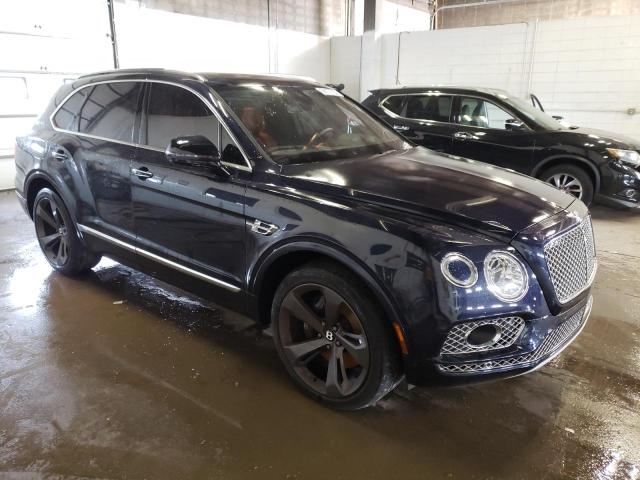 SJAAC2ZV6HC012719 - 2017 BENTLEY BENTAYGA BLUE photo 4