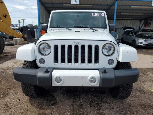 1C4BJWEG6GL138214 - 2016 JEEP WRANGLER U SAHARA თეთრი ფოტო 5