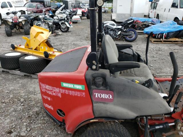 312000101 - 2012 TORO ZERO TURN RED photo 6