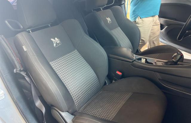 2C3CDZFJXLH236102 - 2020 DODGE CHALLENGER R/T SCAT PACK GRAY photo 6