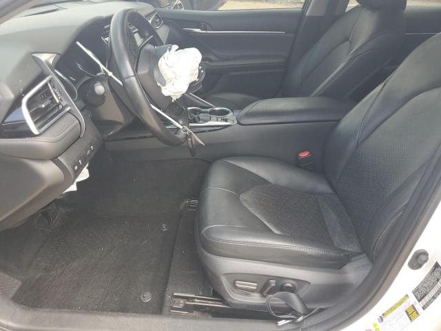 4T1B61HK2JU133738 - 2018 TOYOTA CAMRY XSE WHITE photo 7