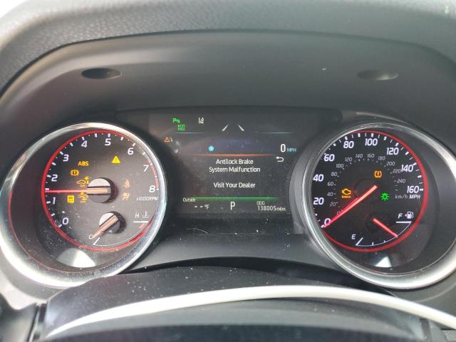 4T1B61HK2JU133738 - 2018 TOYOTA CAMRY XSE WHITE photo 9