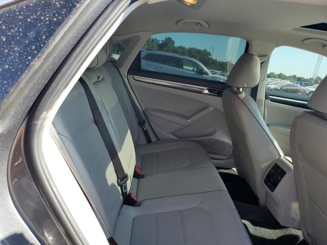 1VWBT7A33HC012863 - 2017 VOLKSWAGEN PASSAT SE GRAY photo 10