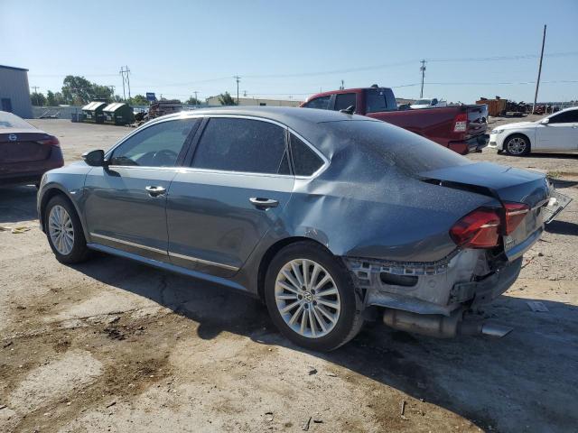 1VWBT7A33HC012863 - 2017 VOLKSWAGEN PASSAT SE GRAY photo 2
