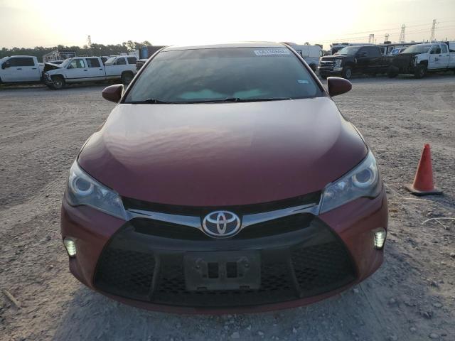 4T1BF1FK8HU621623 - 2017 TOYOTA CAMRY LE MAROON photo 5