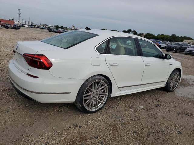 1VWDT7A34HC067542 - 2017 VOLKSWAGEN PASSAT R-LINE Ağ foto 3