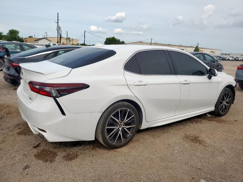 4T1T11AK6RU846084 - 2024 TOYOTA CAMRY SE NIGHT SHADE WHITE photo 3
