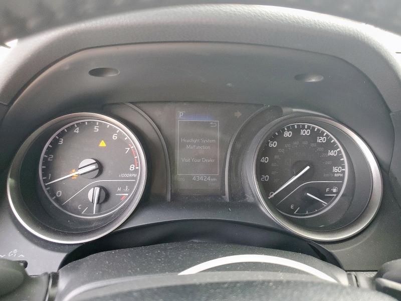 4T1T11AK6RU846084 - 2024 TOYOTA CAMRY SE NIGHT SHADE WHITE photo 9