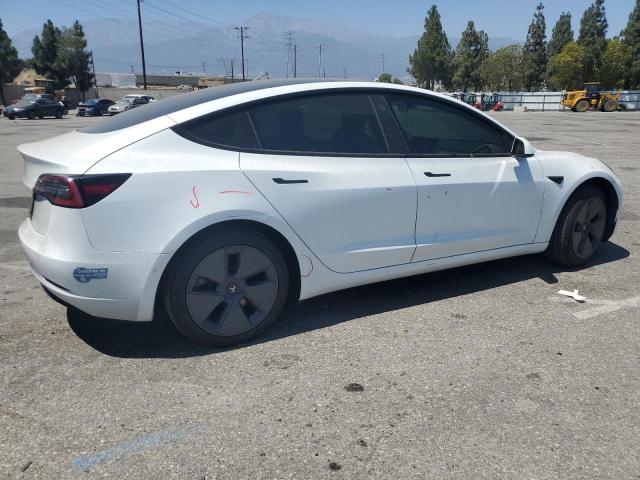 5YJ3E1EA0MF873311 - 2021 TESLA MODEL 3 أبيض صورة 3