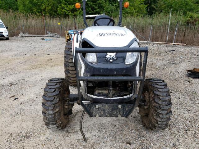 B4VM13153 - 2023 BOBCAT CT2040 WHITE photo 9