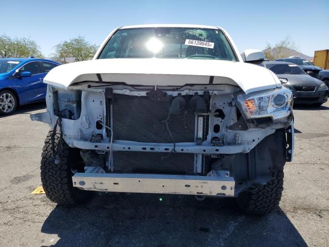 3TMCZ5AN5NM513999 - 2022 TOYOTA TACOMA DOUBLE CAB WHITE photo 5