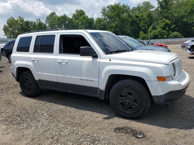 1C4NJPBAXGD503006 - 2016 JEEP PATRIOT SPORT WHITE photo 4