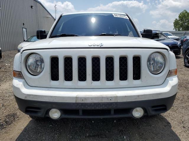 1C4NJPBAXGD503006 - 2016 JEEP PATRIOT SPORT WHITE photo 5