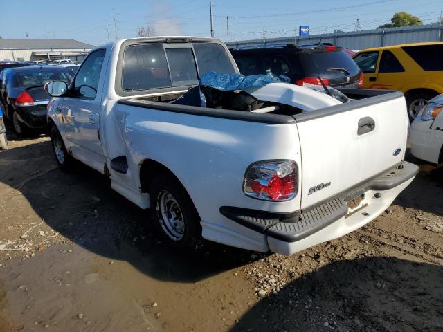 2FTZF07391CA38584 - 2001 FORD F150 SVT LIGHTNING WHITE photo 3