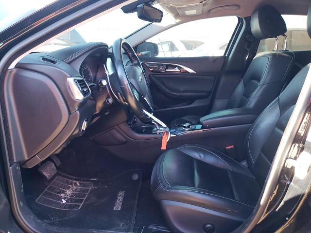 SJKCH5CR4JA055685 - 2018 INFINITI QX30 BASE أسود صورة 7