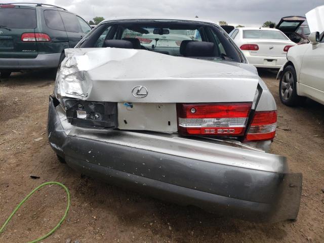 JT8BF28G6Y5077781 - 2000 LEXUS ES 300 SILVER photo 6