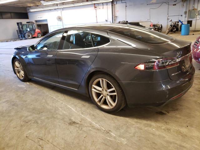 5YJSA1E29FF116362 - 2015 TESLA MODEL S Մոխրագույն լուսանկար 2