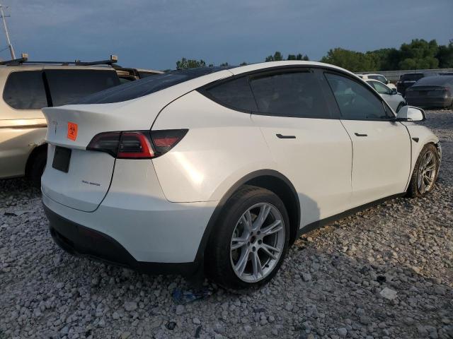 5YJYGDEE7LF049972 - 2020 TESLA MODEL Y WHITE photo 3