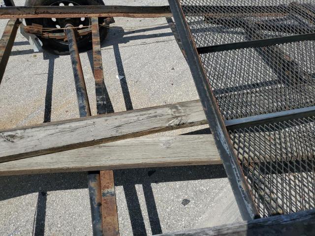 UTBE79X123036 - 2003 UTILITY LANDSCAPE შავი ფოტო 4