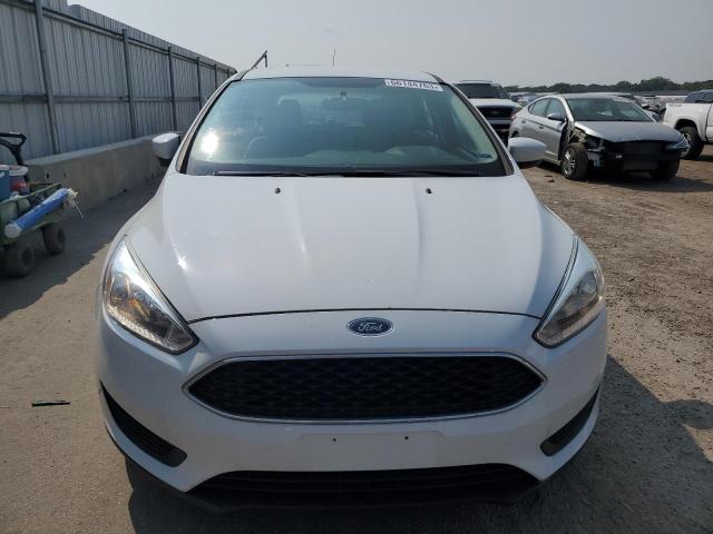 1FADP3K20JL319644 - 2018 FORD FOCUS SE WHITE photo 5