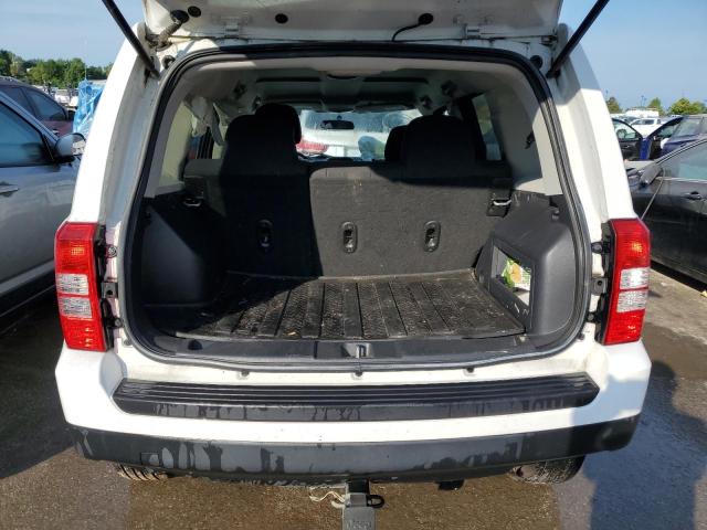 1C4NJRBBXDD263858 - 2013 JEEP PATRIOT SPORT WHITE photo 6