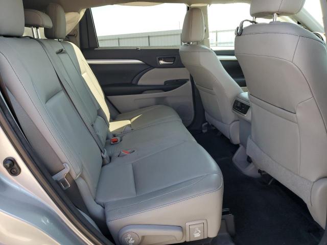 5TDKKRFH8GS145282 - 2016 TOYOTA HIGHLANDER XLE Արծաթագույն լուսանկար 11