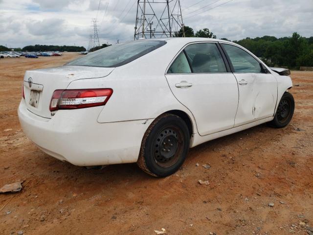 4T1BF3EK8BU620573 - 2011 TOYOTA CAMRY BASE WHITE photo 3
