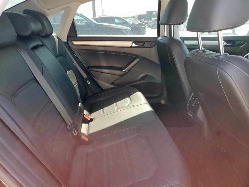 1VWSA7A35MC004926 - 2021 VOLKSWAGEN PASSAT SE BLACK photo 10