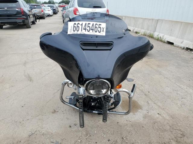 1HD1KBC10KB672001 - 2019 HARLEY-DAVIDSON FLHX BLACK photo 2