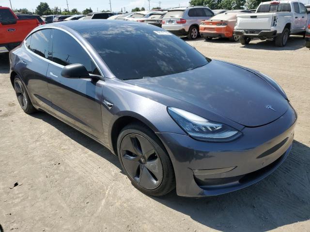 5YJ3E1EB1LF639122 - 2020 TESLA MODEL 3 GRAY photo 4