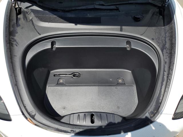5YJ3E1EA0LF645193 - 2020 TESLA MODEL 3 WHITE photo 11