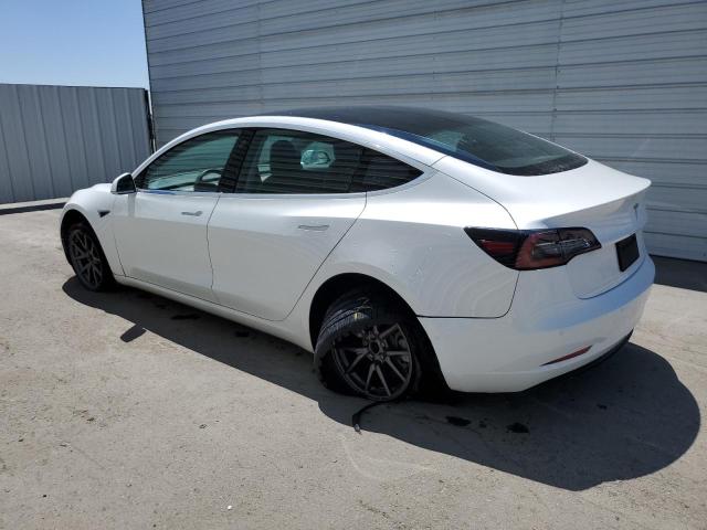 5YJ3E1EA0LF645193 - 2020 TESLA MODEL 3 WHITE photo 2