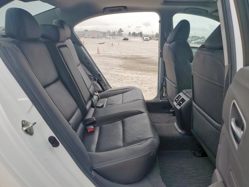 19UUB1F56LA014649 - 2020 ACURA TLX TECHNOLOGY WHITE photo 11