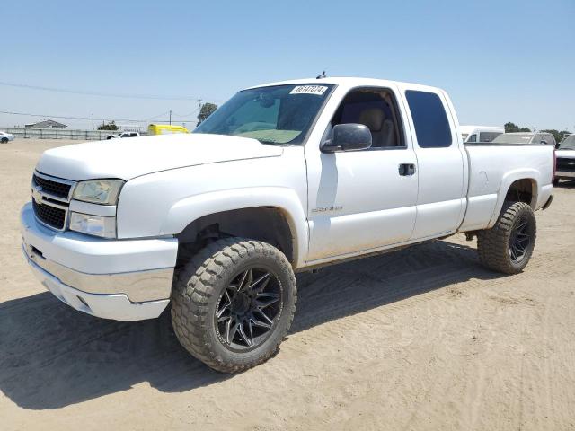 1GCHC29U85E102409 - 2005 CHEVROLET silverado C2500 HEAVY DUTY WHITE photo 1