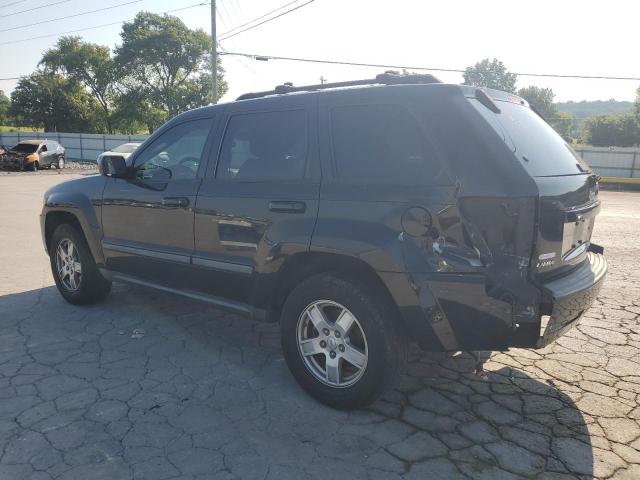 1J8GS48K67C503510 - 2007 JEEP GRAND CHER LAREDO BLACK photo 2