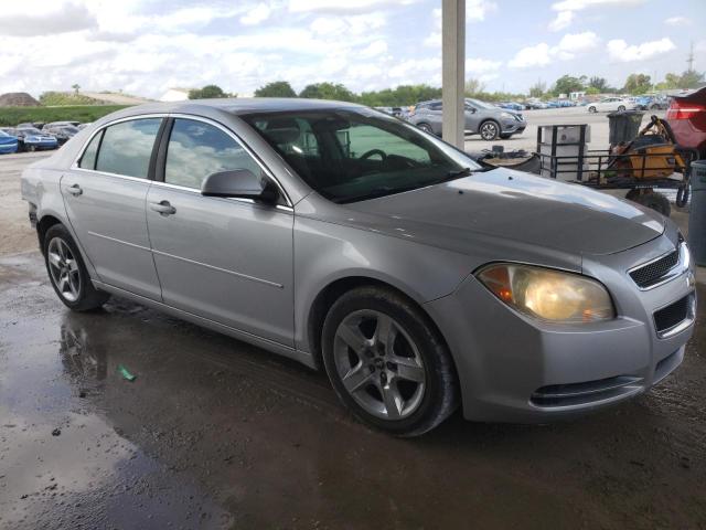 1G1ZC5E01AF202115 - 2010 CHEVROLET MALIBU 1LT SILVER photo 4