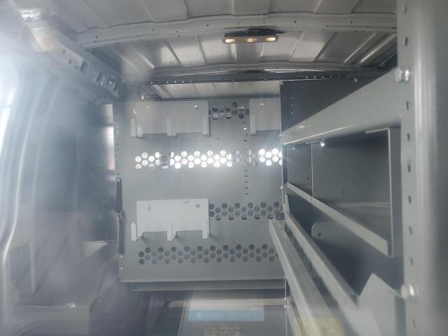 1GCWGAFP9J1196449 - 2018 CHEVROLET EXPRESS G2 თეთრი ფოტო 10