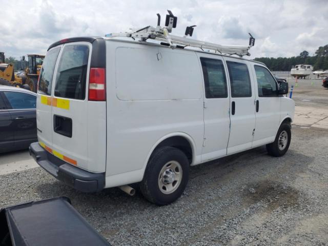 1GCWGAFP9J1196449 - 2018 CHEVROLET EXPRESS G2 თეთრი ფოტო 3