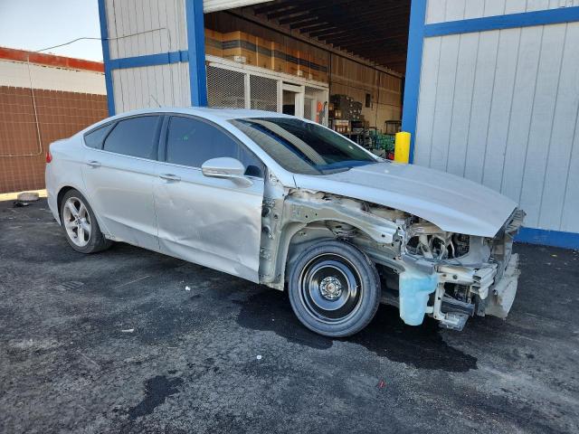 1FA6P0H77E5391946 - 2014 FORD FUSION SE SILVER photo 4