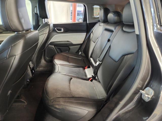 3C4NJDBB7NT123376 - 2022 JEEP COMPASS LATITUDE GRAY photo 11