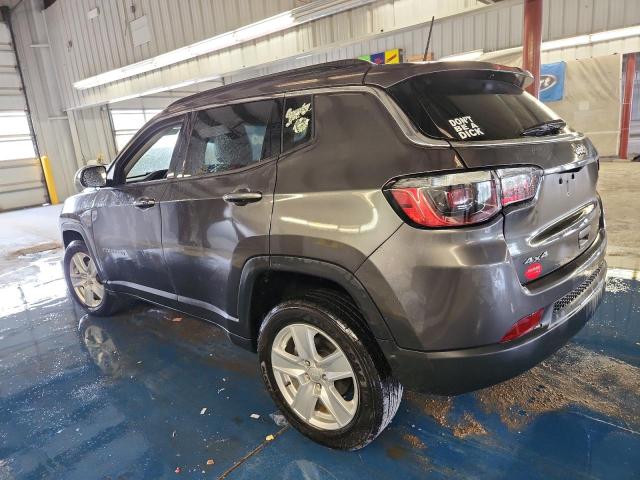 3C4NJDBB7NT123376 - 2022 JEEP COMPASS LATITUDE GRAY photo 2