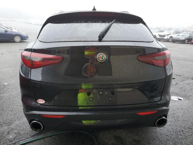ZASFAKNN7J7B62411 - 2018 ALFA ROMEO STELVIO TI SPORT BLACK photo 6