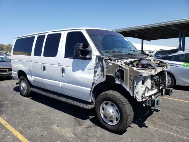 1FBNE3BL0DDA50156 - 2013 FORD ECONOLINE E350 SUPER DUTY WAGON WHITE photo 4